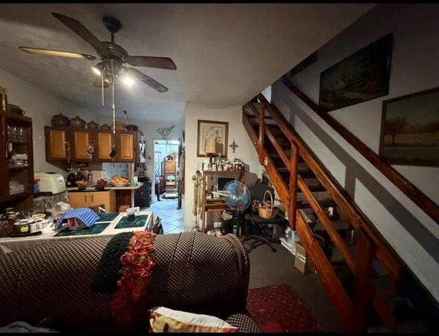 2 BEDROOM TOWNHOUSE FOR SALE IN SILVERTON